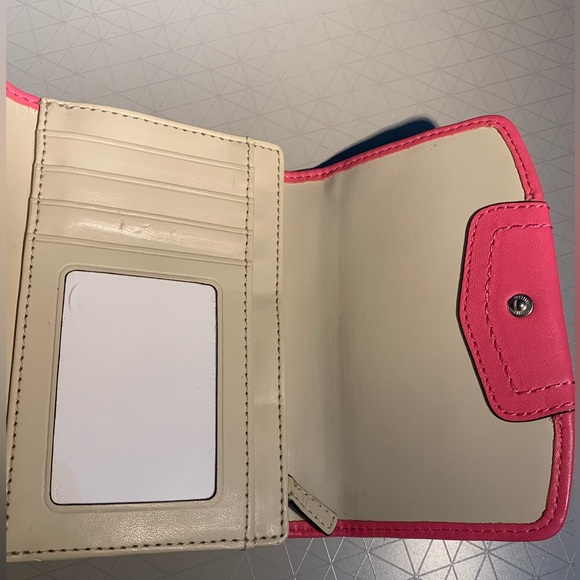 Coach Monogram Medium Wallet - Picture 5 of 7